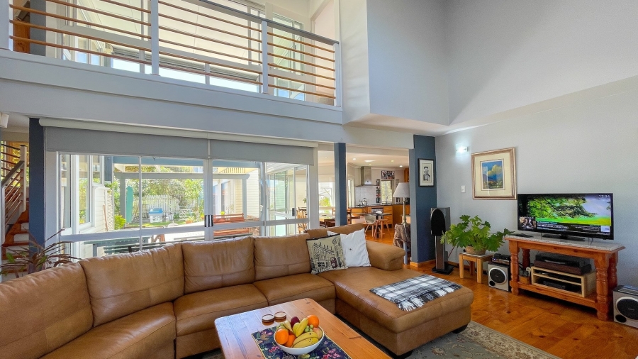 5 Bedroom Property for Sale in Hersham Western Cape